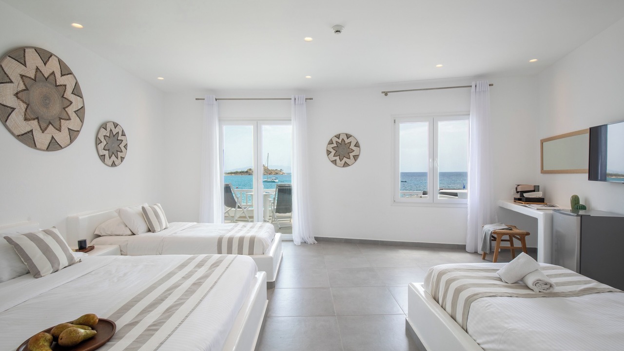 Photo of Bedroom in Platis Gialos