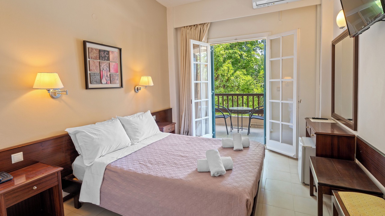 Photo of Bedroom in Tzavros