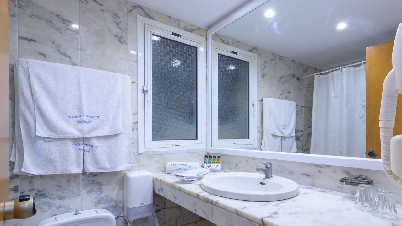 Photo of Bathroom in Karfas