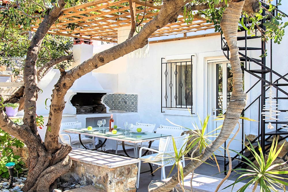 Photo of Patio Balcony in Vathi