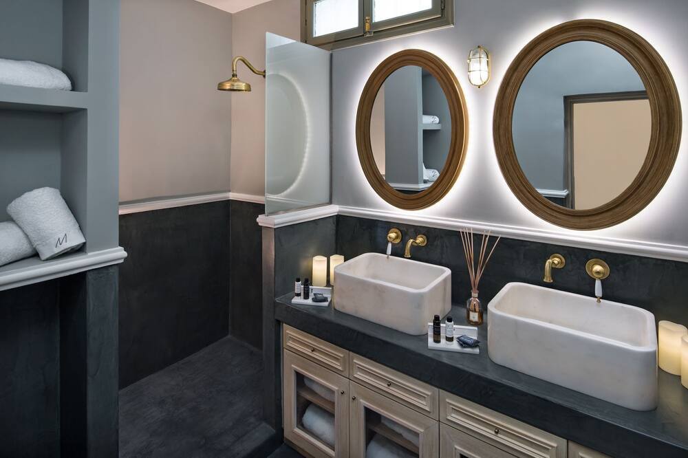 Photo of Bathroom in Imerovigli