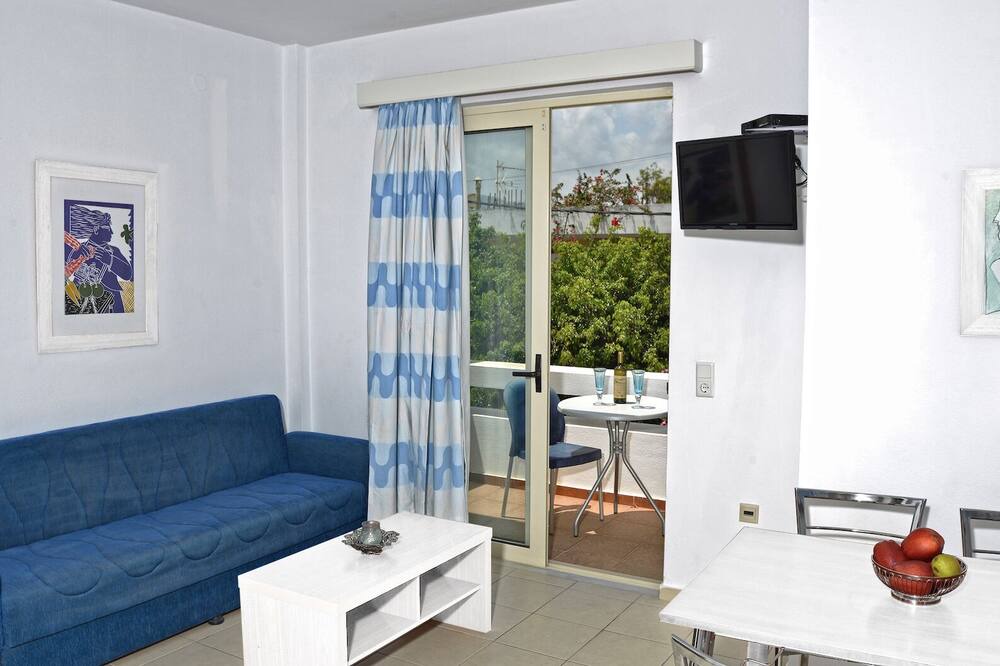 Photo of Livingroom in Platanes