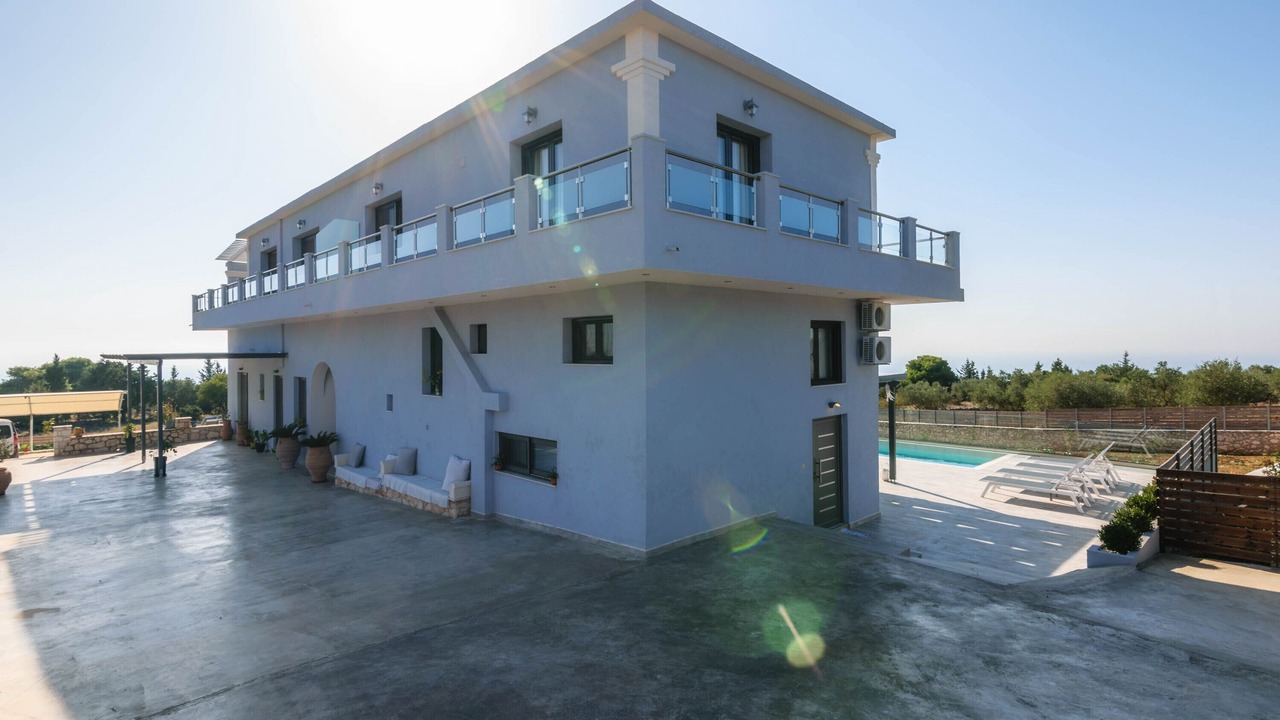 Photo of Outdoor in Agios Leon