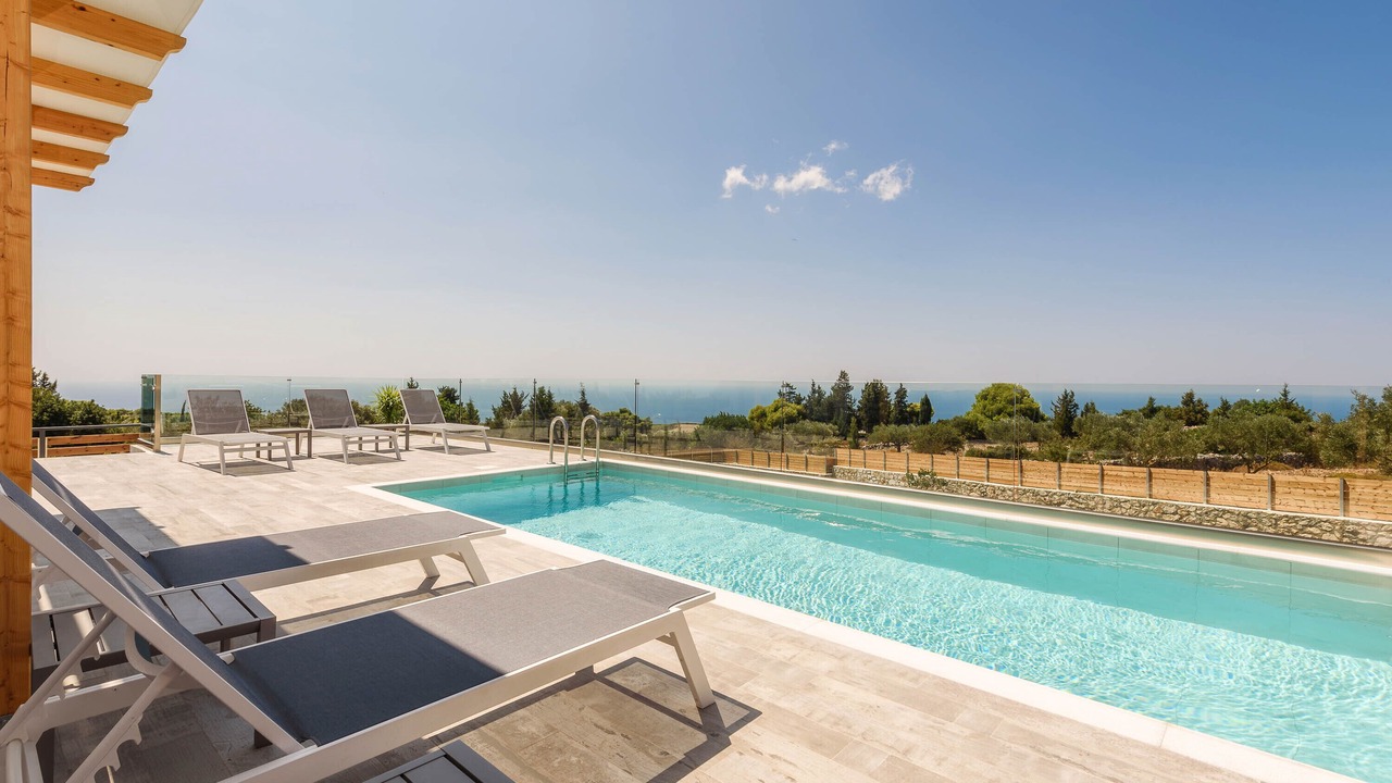 Photo of Outdoor in Agios Leon