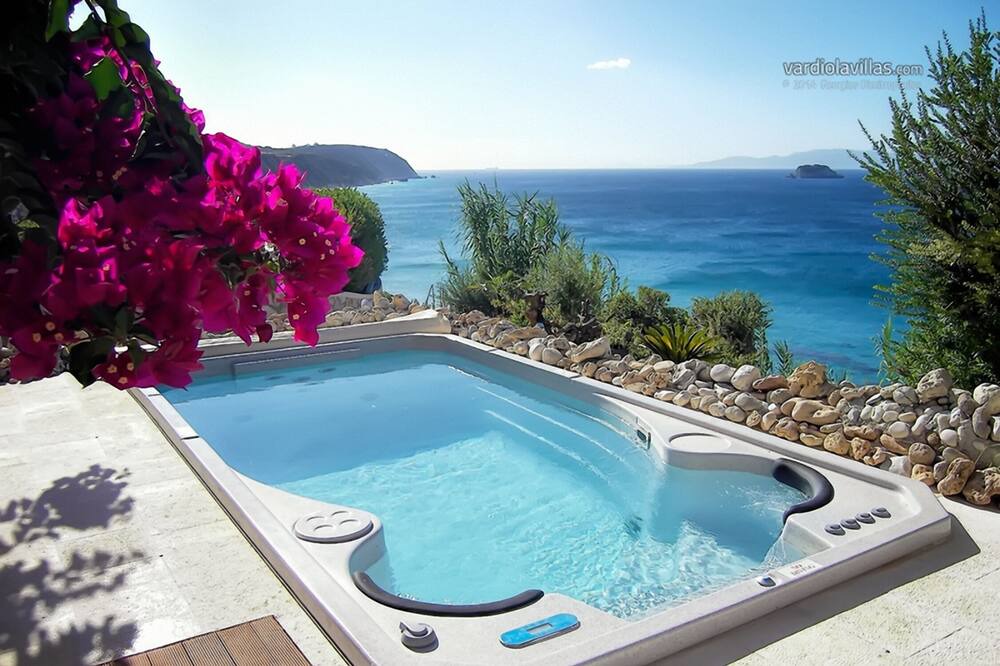 Photo of Outdoor in Svoronata