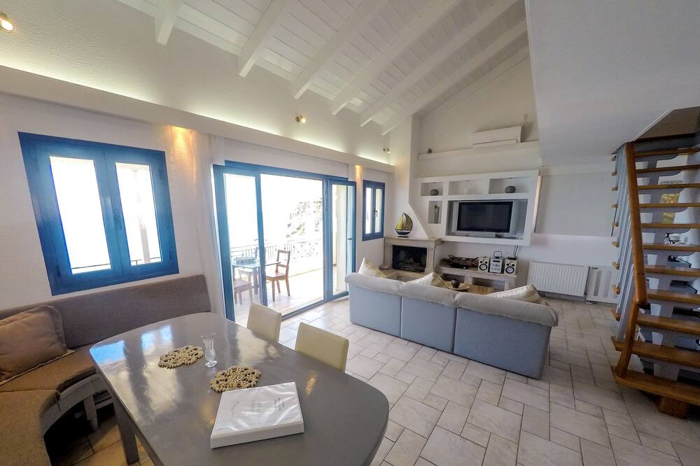 Photo of Livingroom in Svoronata