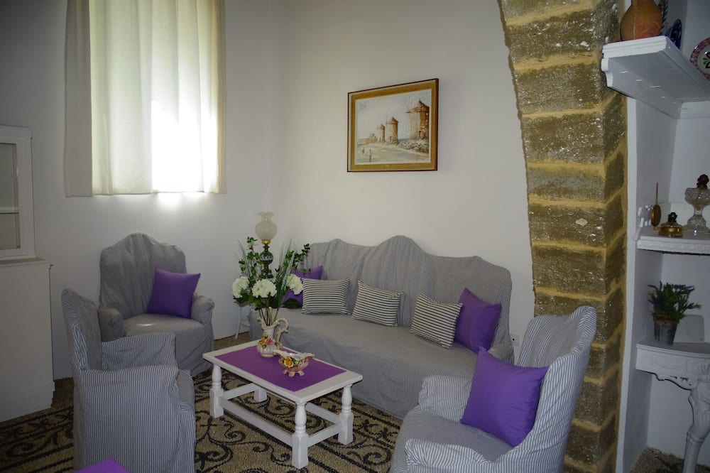 Photo of Livingroom in Koskinou
