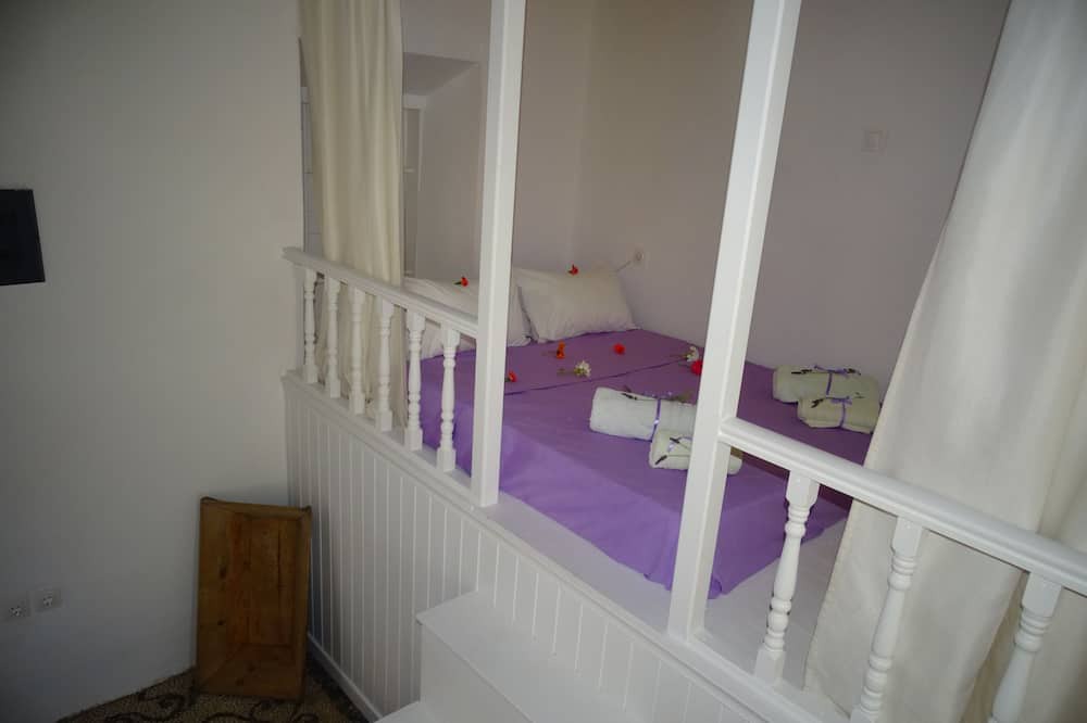 Photo of Bedroom in Koskinou