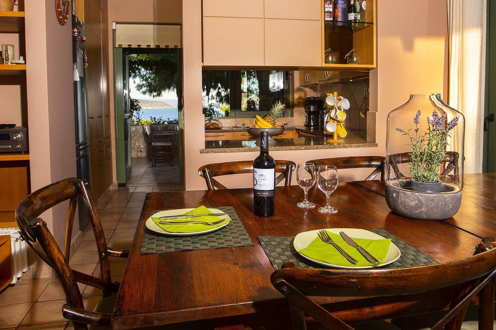 Photo of Kitchen in Agios Emilianos