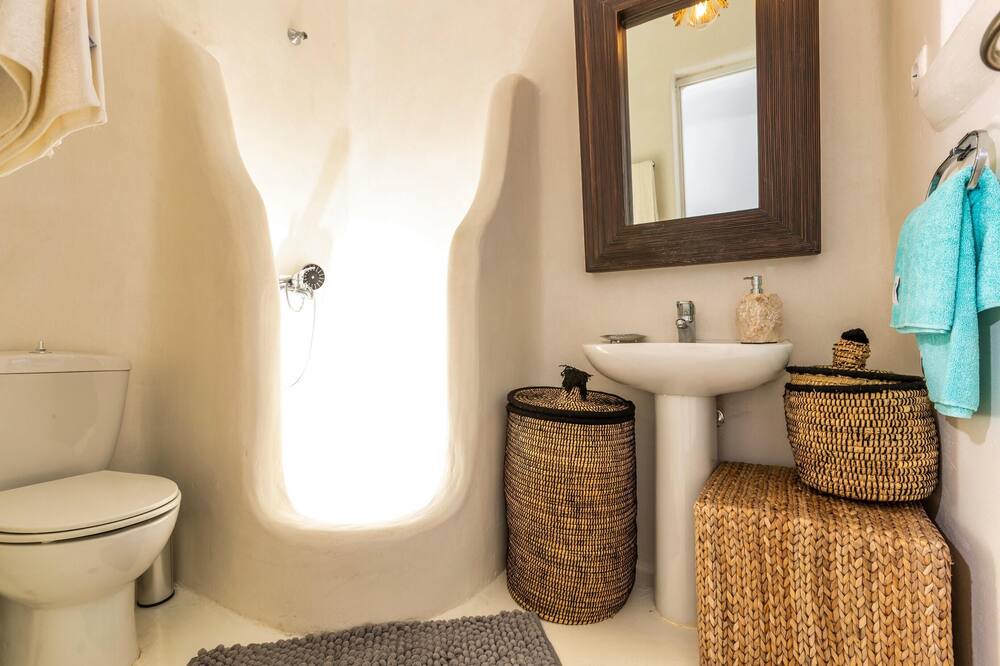 Photo of Bathroom in Xilokeratidi