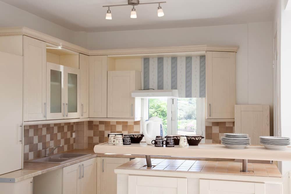 Photo of Kitchen in Saronikos