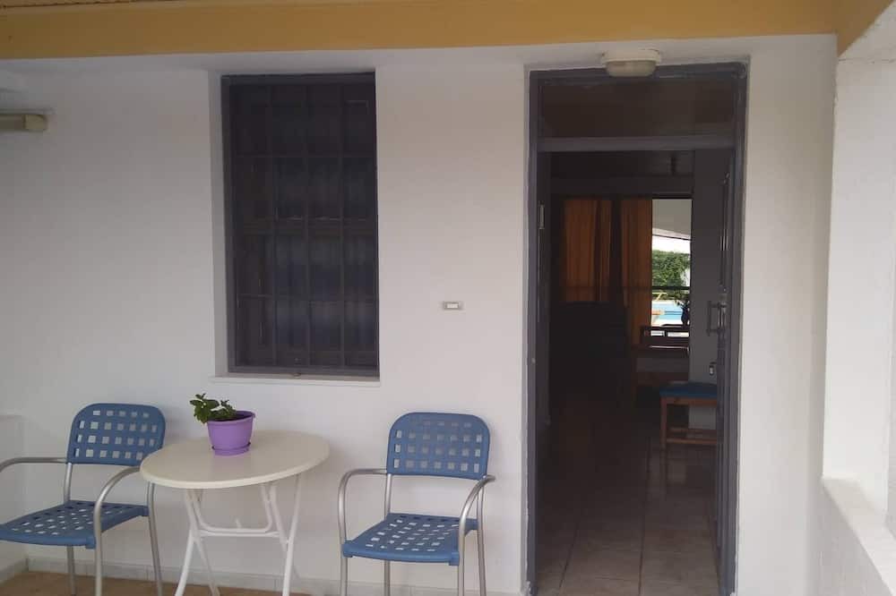 Photo of Patio Balcony in Gournai