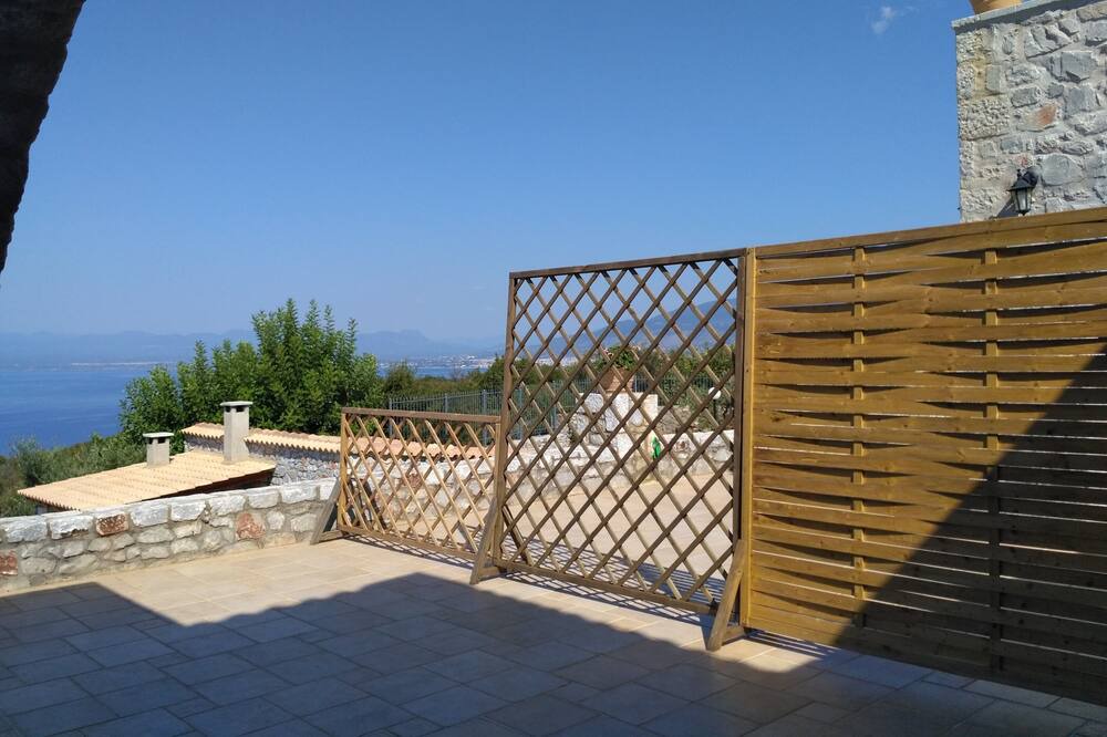 Photo of Patio Balcony in Megali Mantineia