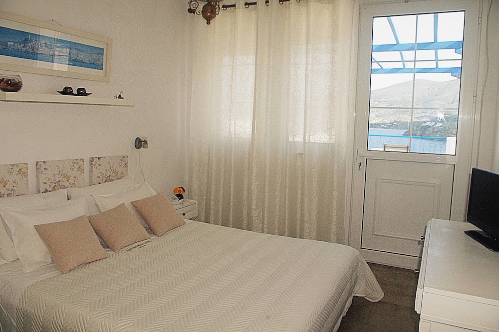 Photo of Bedroom in Poros