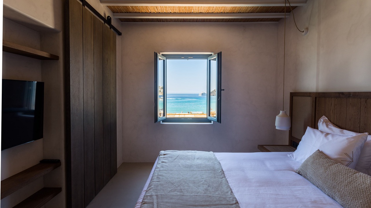 Photo of Bedroom in Platis Gialos