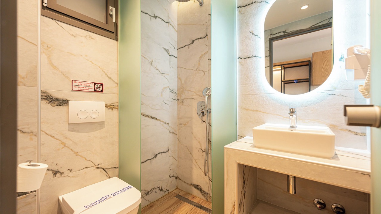 Photo of Bathroom in Kallithea