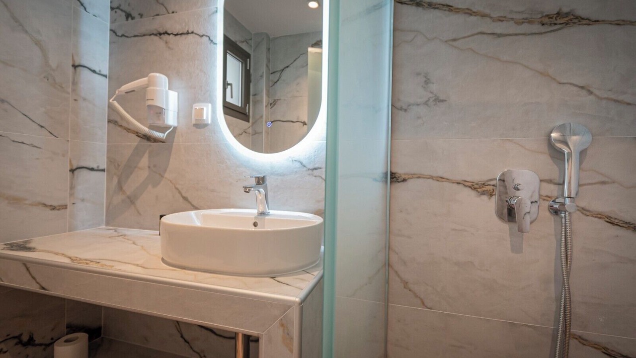 Photo of Bathroom in Kallithea