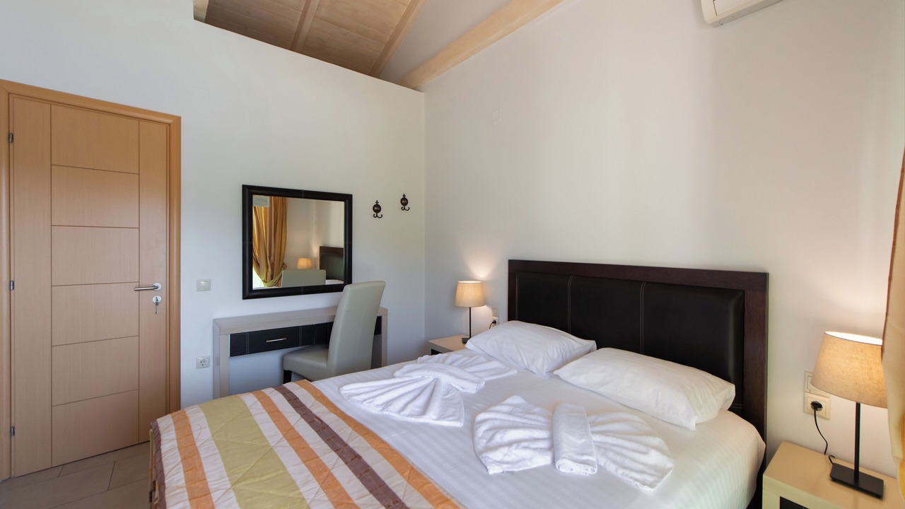Photo of Bedroom in Mikros Gialos
