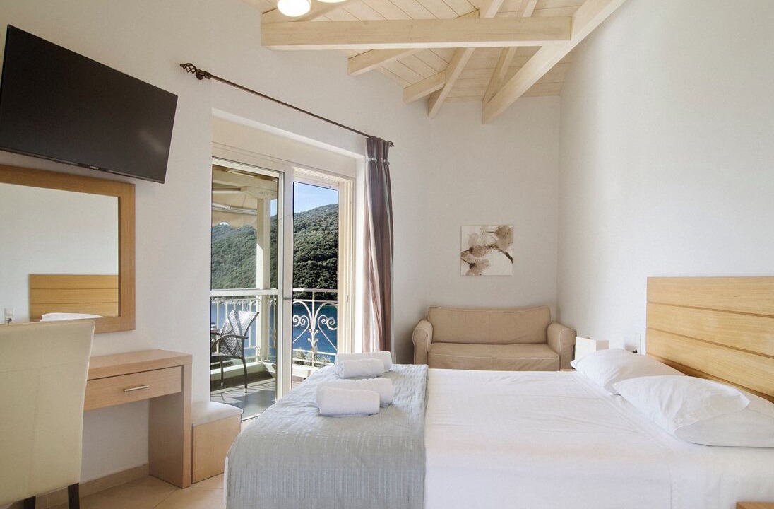Photo of Bedroom in Mikros Gialos