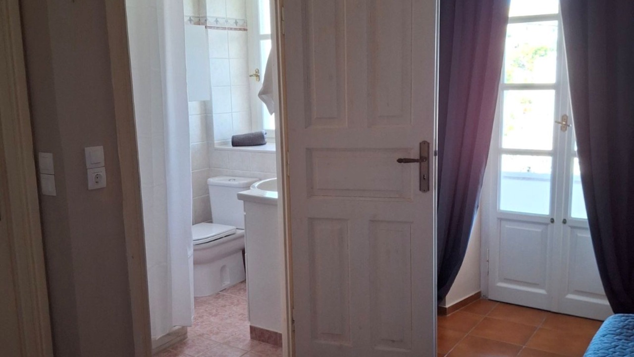 Photo of Bedroom in Hydra