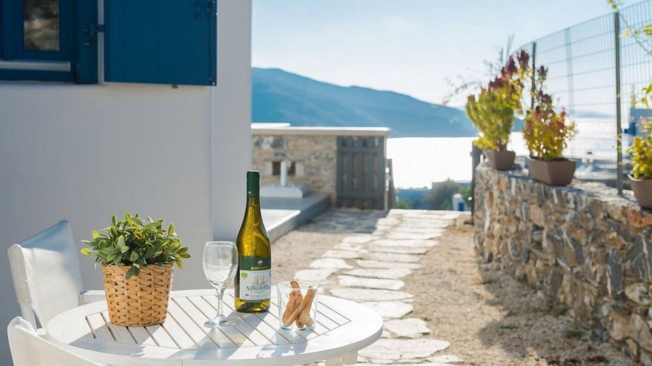 Photo of Bedroom in Katapola