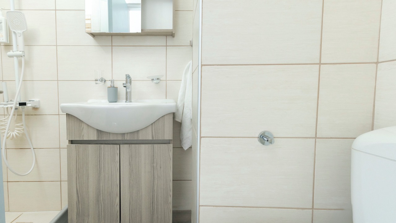 Photo of Bathroom in Aegina Town