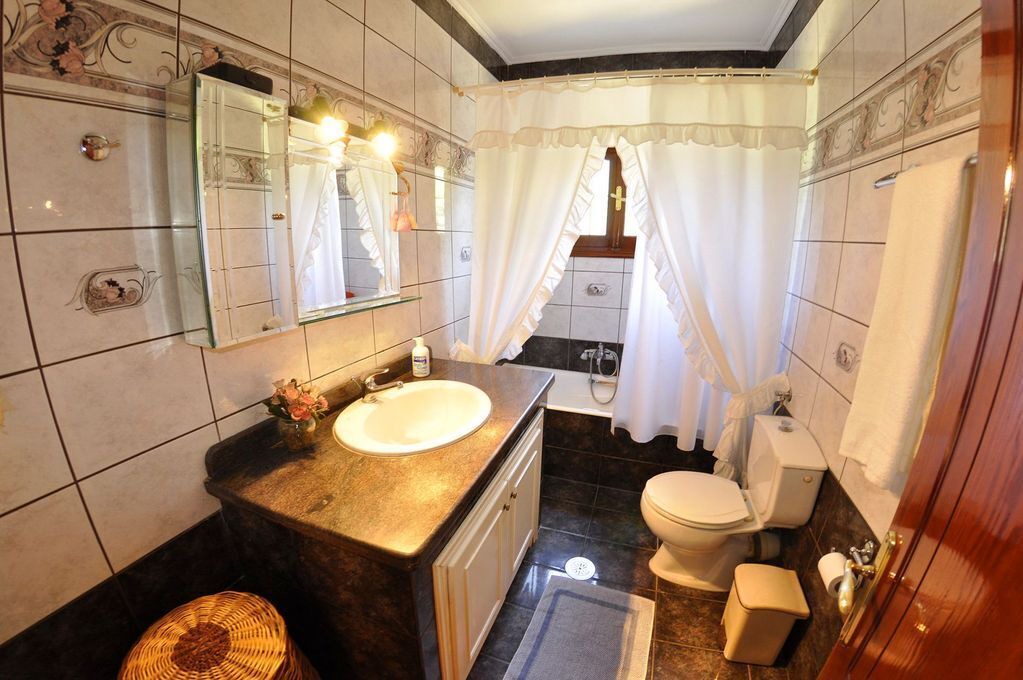 Photo of Bathroom in Agios Spyridon Corfu