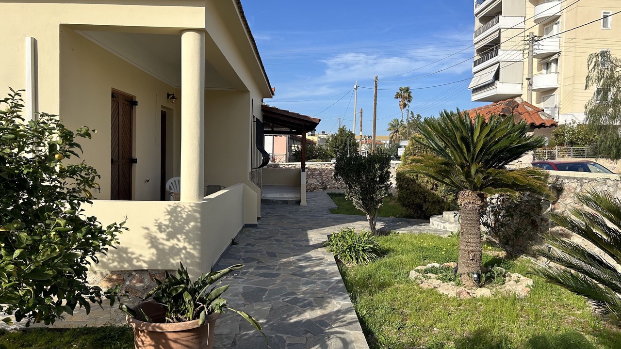 Photo of Outdoor in Markopoulon