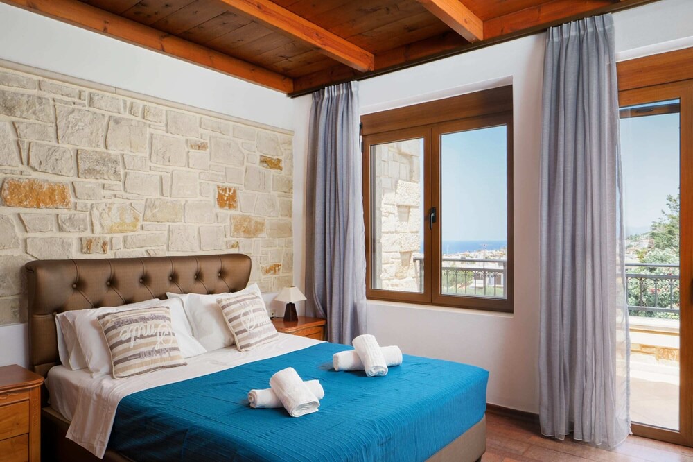 Photo of Others in Old Hersonissos