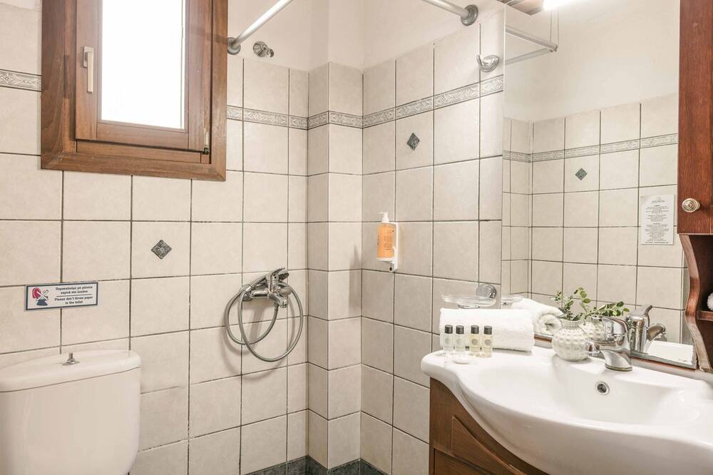 Photo of Bathroom in Kaligata
