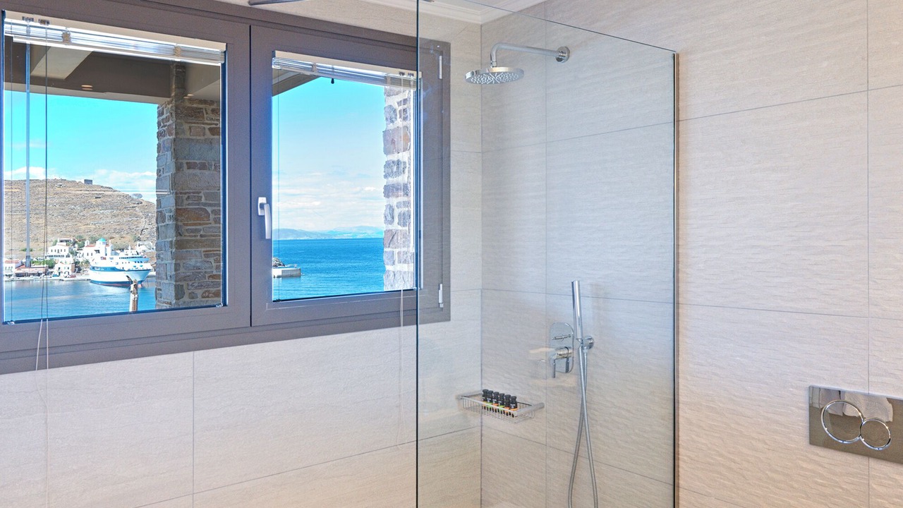 Photo of Bathroom in Korissia