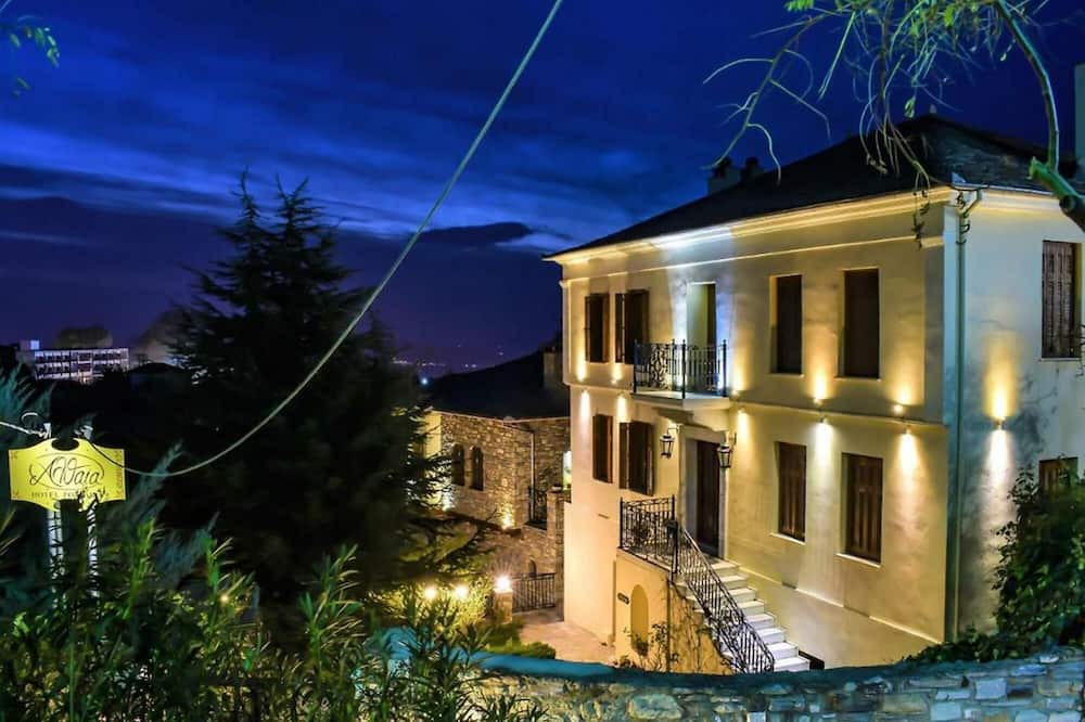 Photo of Outdoor in Portaria