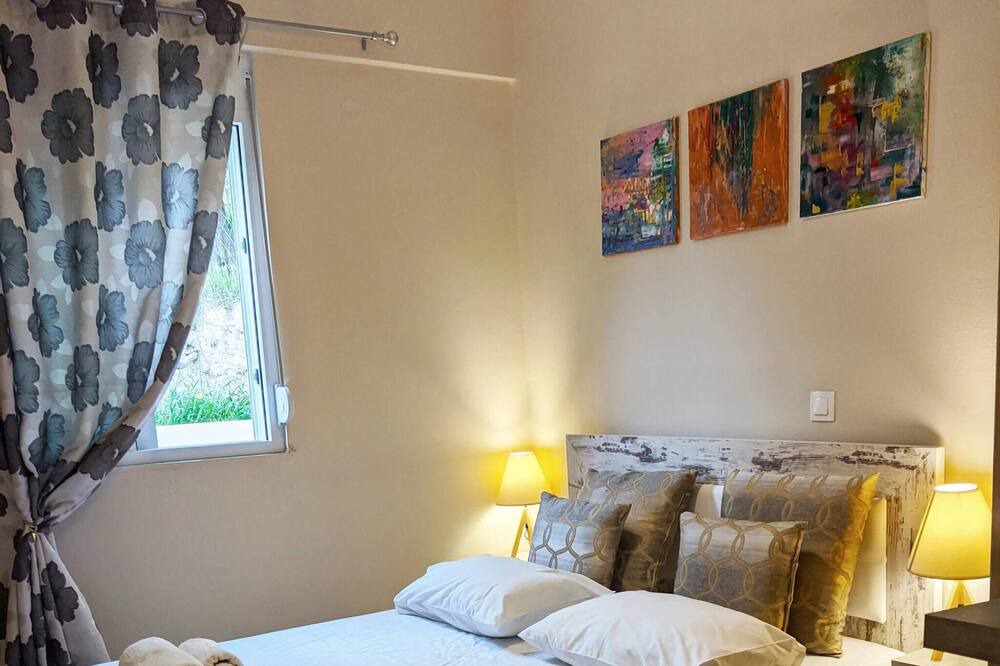 Photo of Bedroom in Triopetra