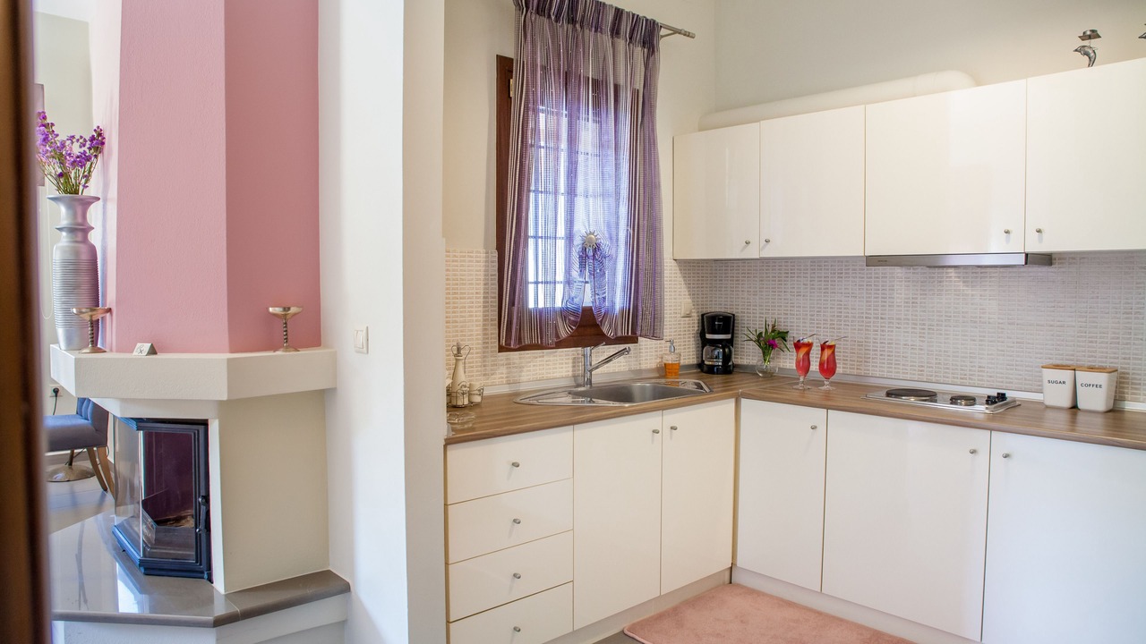 Photo of Kitchen in Mouresi