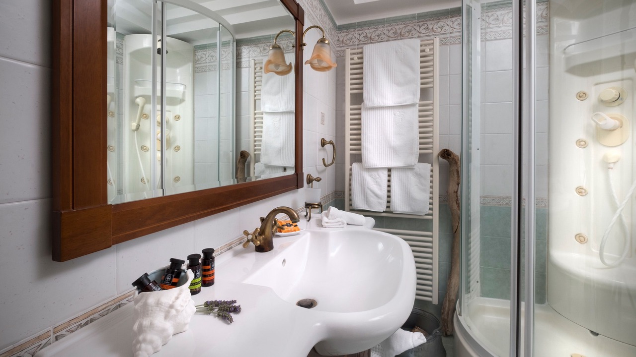 Photo of Bathroom in Lavreotiki
