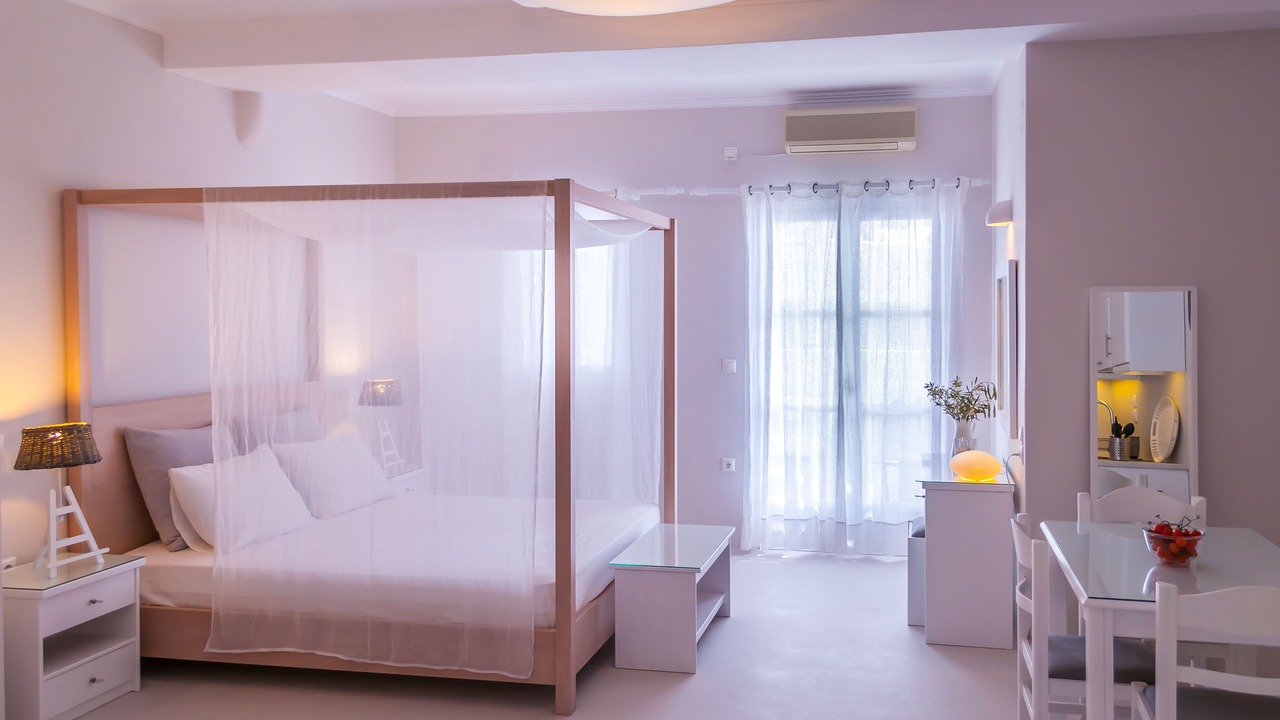 Photo of Bedroom in Adamas