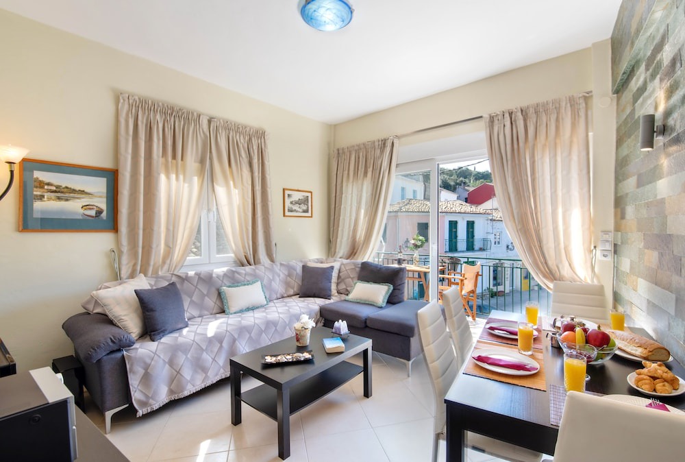 Photo of Livingroom in Longos