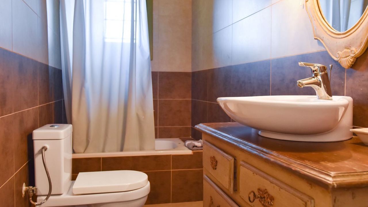 Photo of Bathroom in Kea