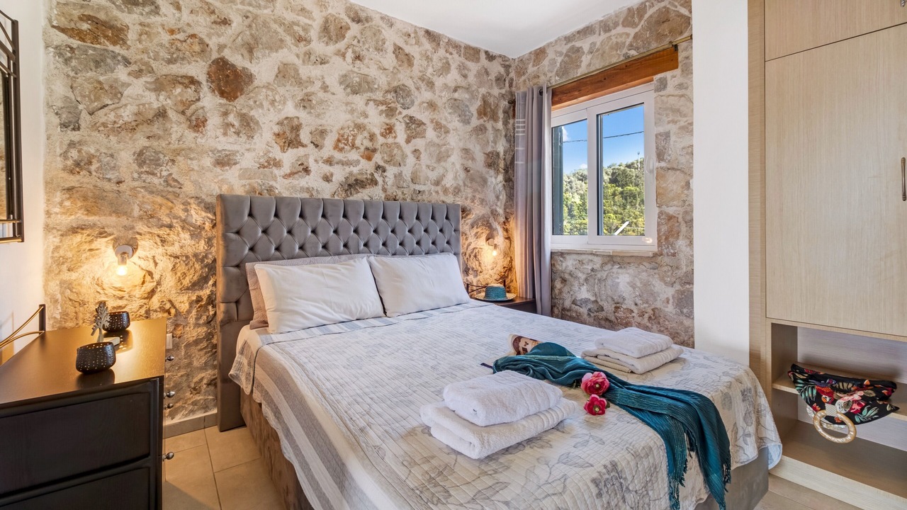 Photo of Bedroom in Kavallos
