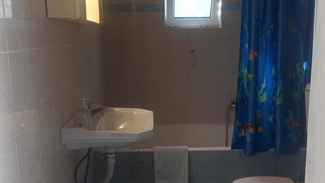 Photo of Bathroom in Kompi