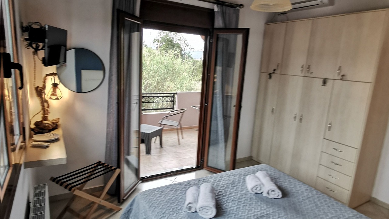 Photo of Bedroom in Roumeli