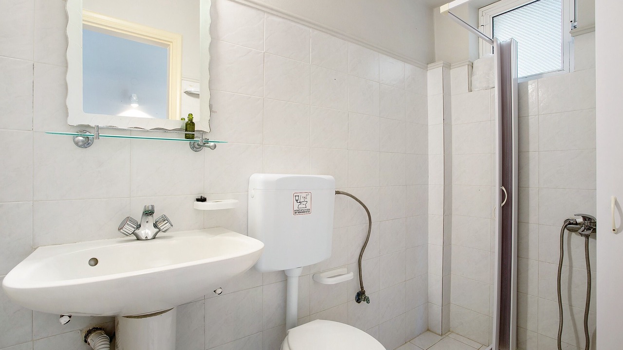 Photo of Bathroom in Limni Keri