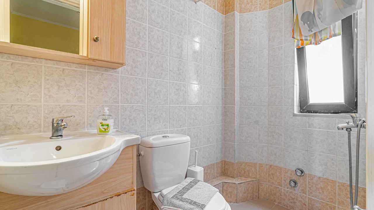 Photo of Bathroom in Agios Ioannis