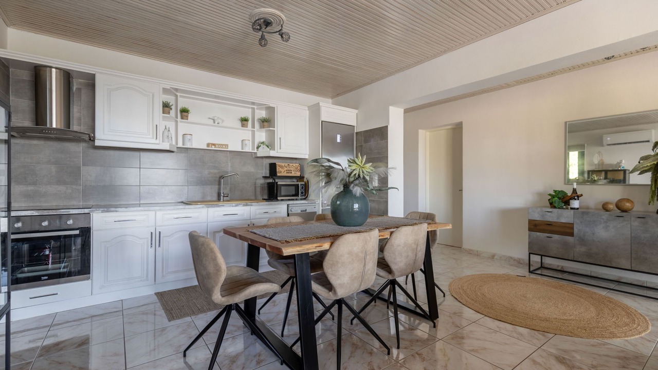 Photo of Kitchen in Planos