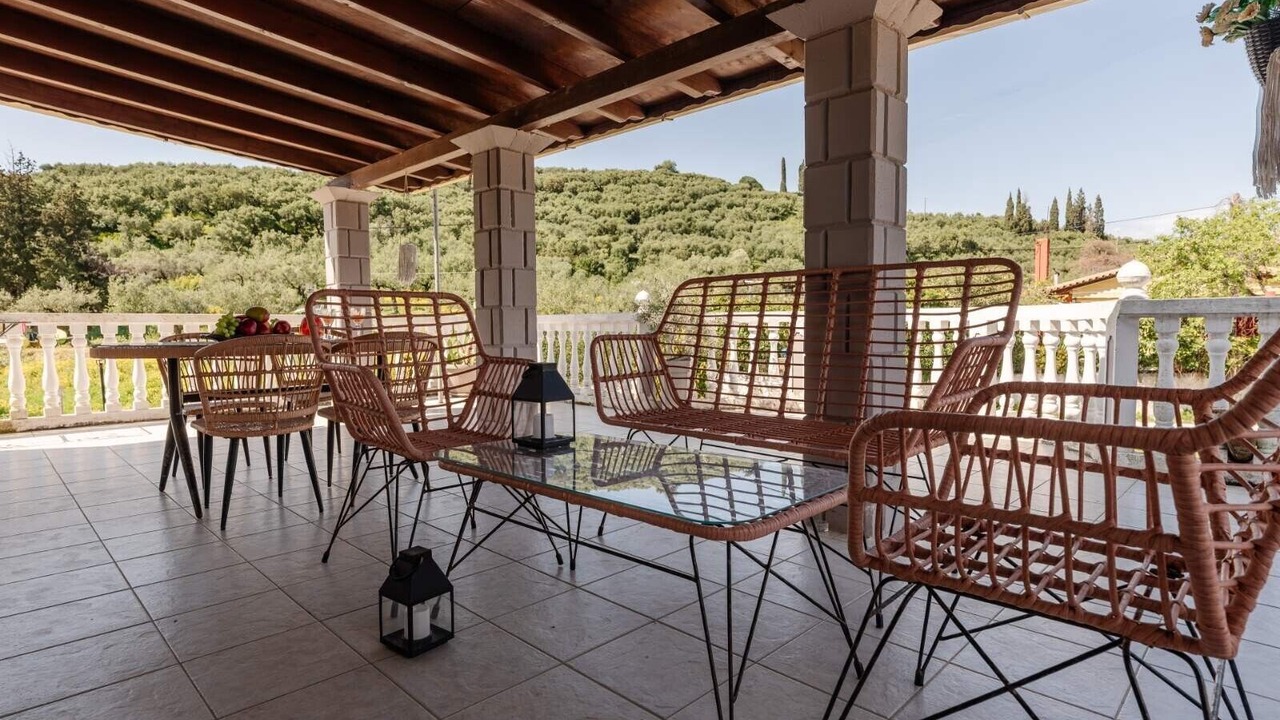 Photo of Outdoor in Alikanas