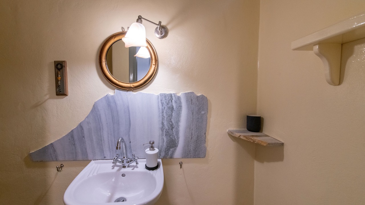 Photo of Bathroom in Exomvourgo