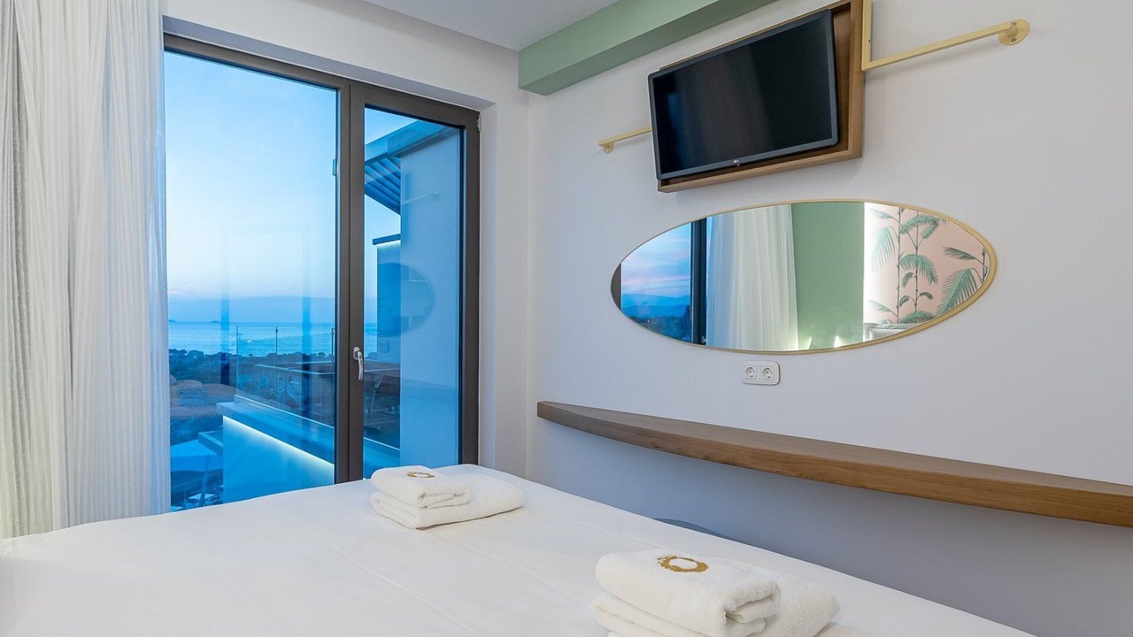 Photo of Bedroom in Anissaras