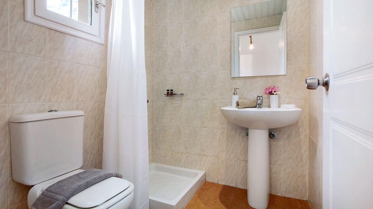 Photo of Bathroom in Alykes