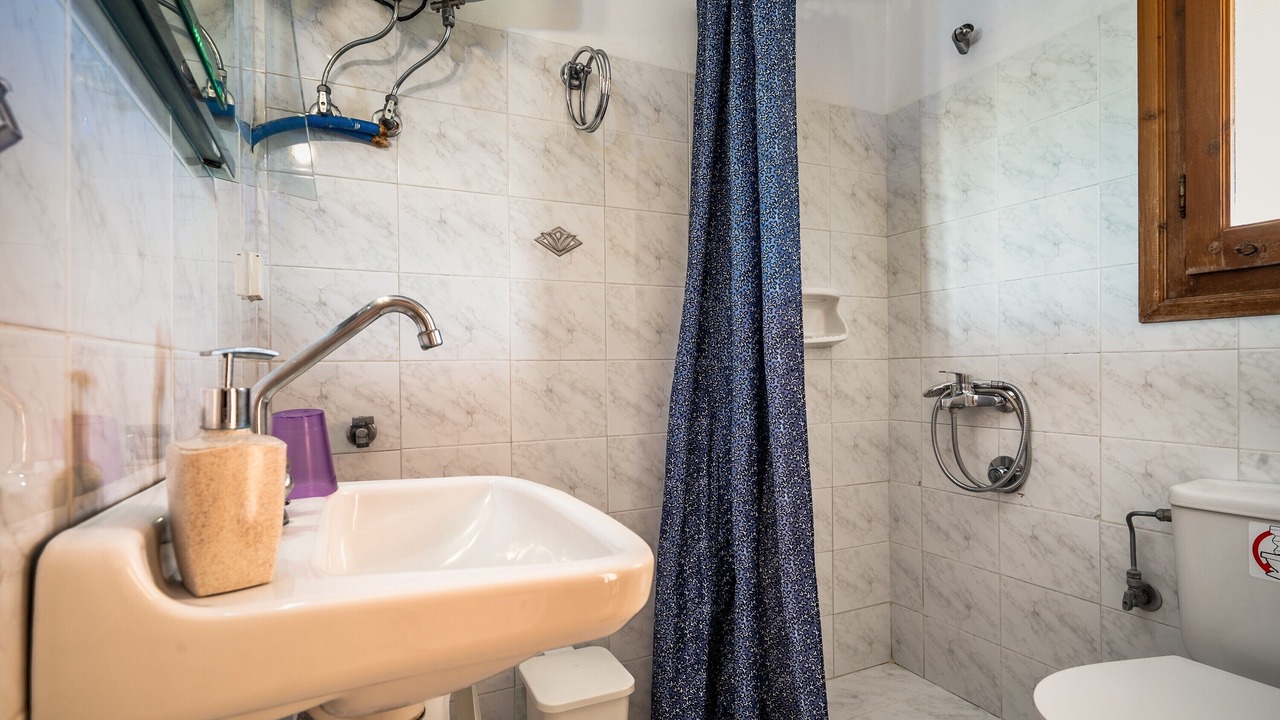 Photo of Bathroom in Ntomata