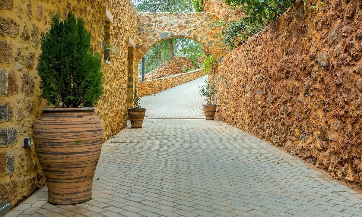 Photo of Outdoor in Peponidhes